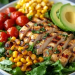 Hähnchensalat mit Avocado und Mais First Image First Image